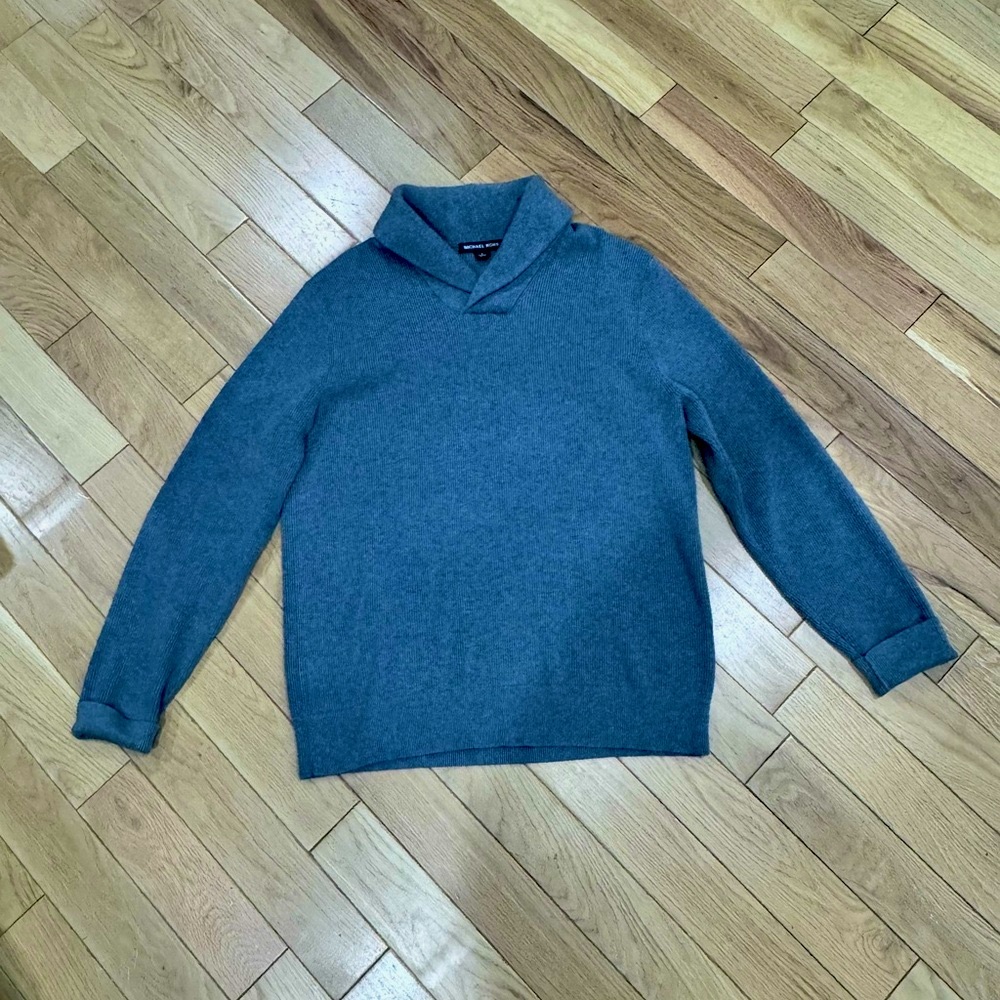 Michael Kors Gray long sleeve shirt size large in excellent condition